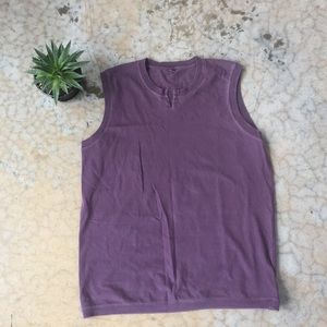 ⚡️⚡️3/$10 Men’s vintage sleeveless shirt